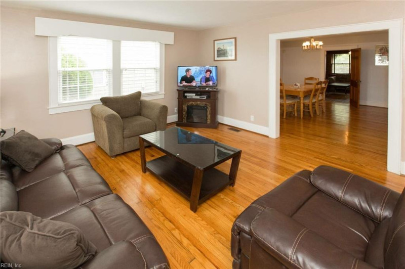 Photo 3 of 19 residential for sale in Virginia Beach virginia Photo 3 of 19 residential for sale in Virginia Beach virginia