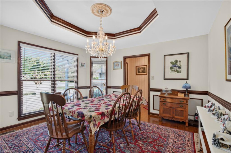 Photo 13 of 50 residential for sale in Gloucester County virginia