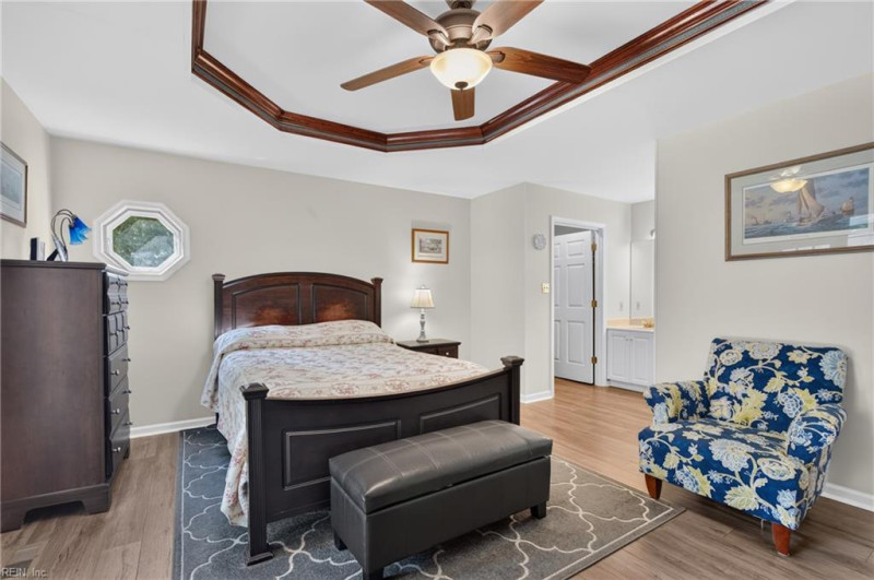 Photo 15 of 50 residential for sale in Gloucester County virginia