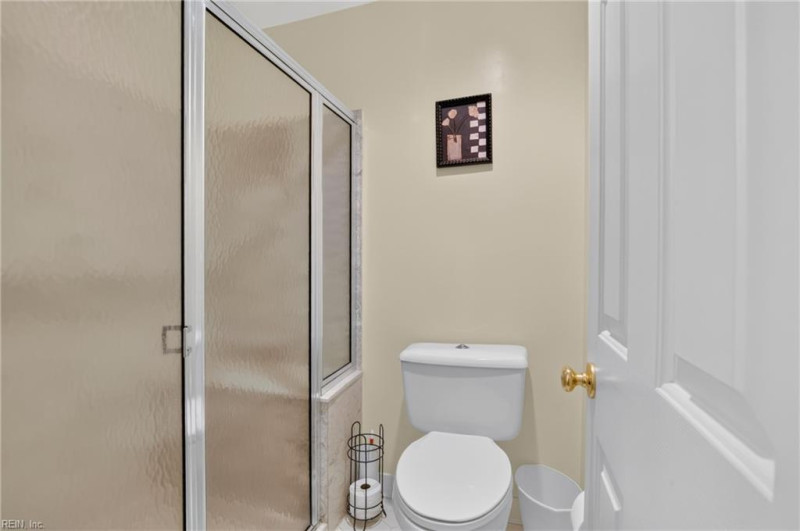 Photo 18 of 50 residential for sale in Gloucester County virginia
