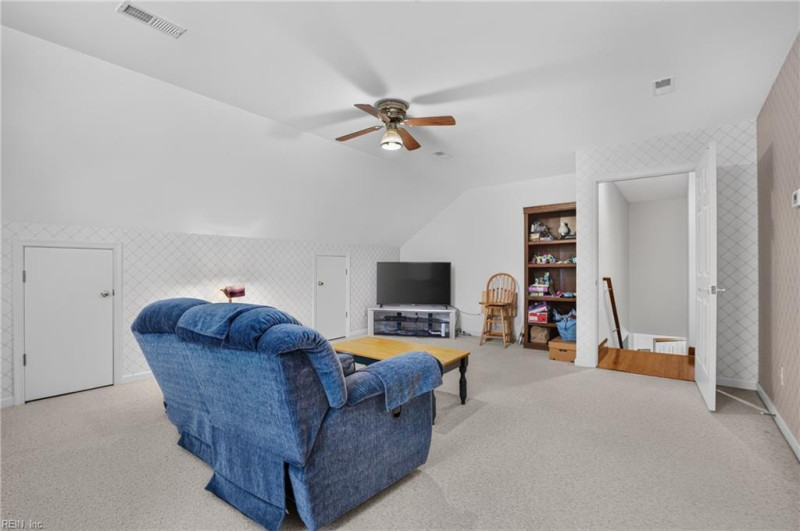 Photo 28 of 50 residential for sale in Gloucester County virginia