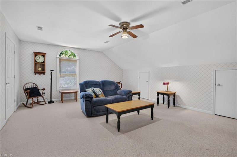 Photo 29 of 50 residential for sale in Gloucester County virginia