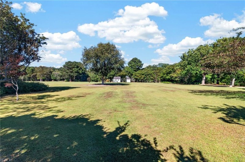 Photo 40 of 50 residential for sale in Gloucester County virginia
