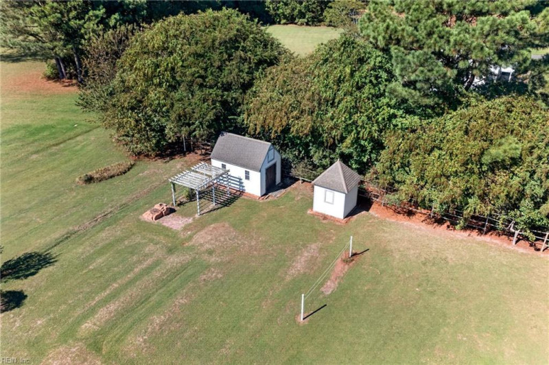 Photo 42 of 50 residential for sale in Gloucester County virginia