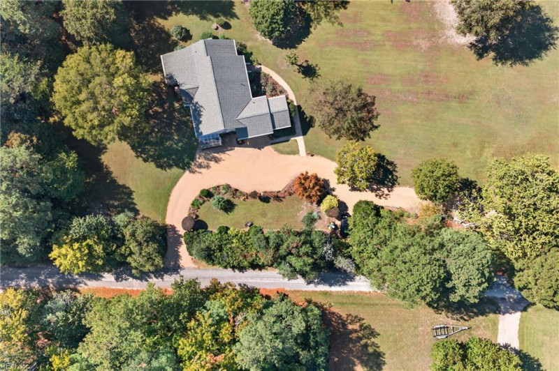 Photo 44 of 50 residential for sale in Gloucester County virginia