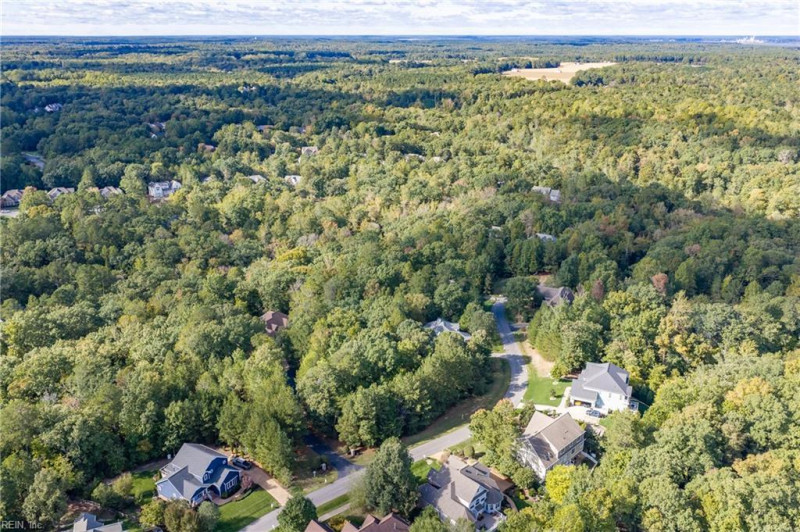 Photo 4 of 38 land for sale in James City County virginia