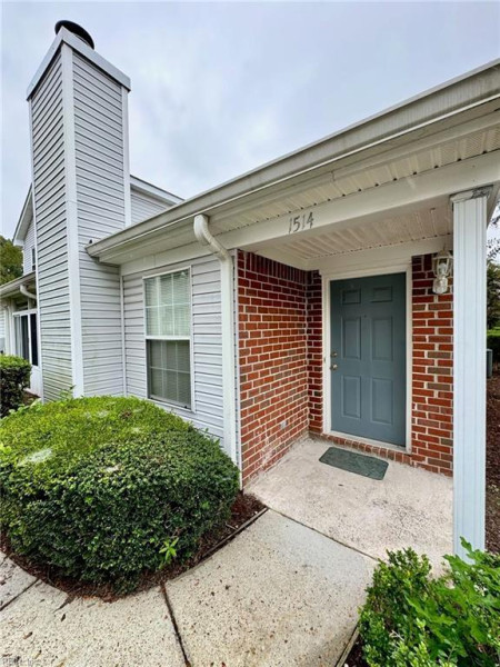 Photo 1 of 28 residential for sale in Chesapeake virginia
