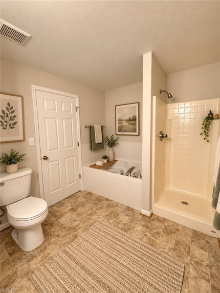 Photo 12 of 28 residential for sale in Chesapeake virginia