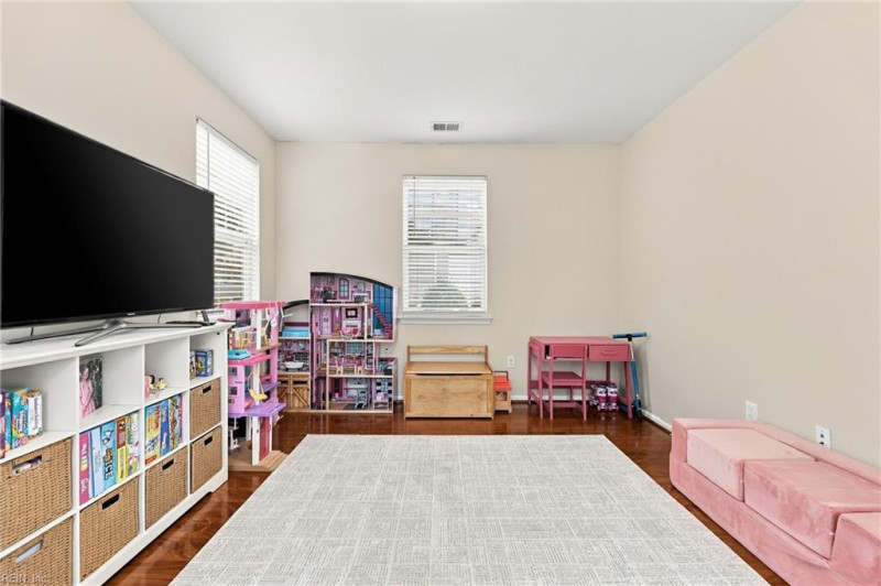 Photo 33 of 49 residential for sale in Chesapeake virginia Photo 33 of 49 residential for sale in Chesapeake virginia