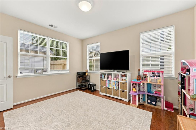 Photo 34 of 49 residential for sale in Chesapeake virginia Photo 34 of 49 residential for sale in Chesapeake virginia