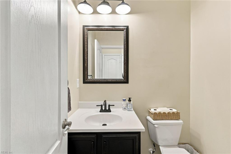 Photo 38 of 49 residential for sale in Chesapeake virginia Photo 38 of 49 residential for sale in Chesapeake virginia