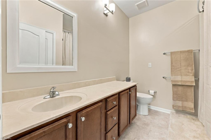 Photo 40 of 49 residential for sale in Chesapeake virginia Photo 40 of 49 residential for sale in Chesapeake virginia