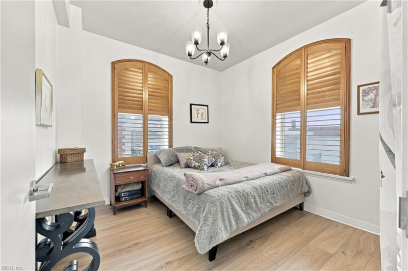 Photo 14 of 21 residential for sale in Norfolk virginia