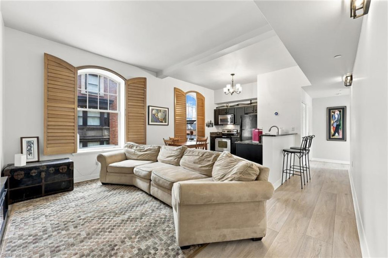 Photo 4 of 21 residential for sale in Norfolk virginia