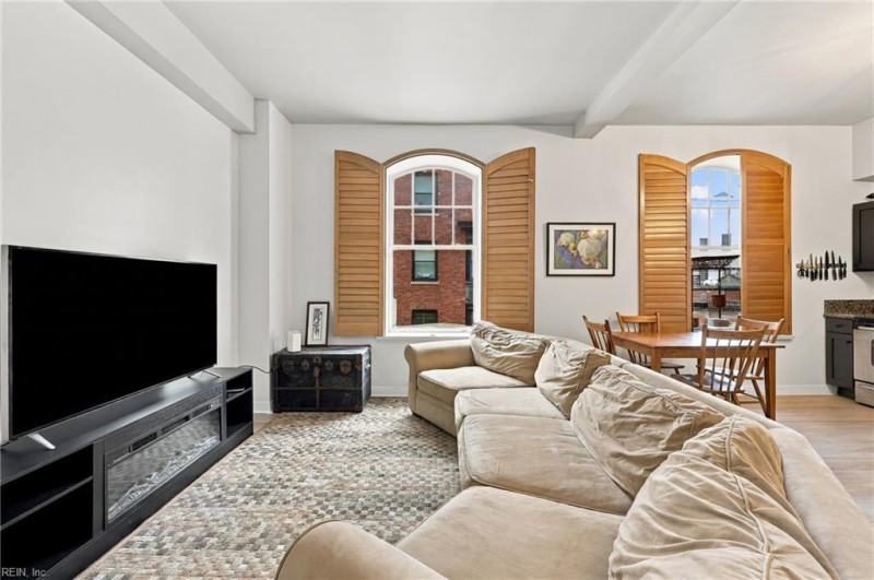 Photo 5 of 21 residential for sale in Norfolk virginia