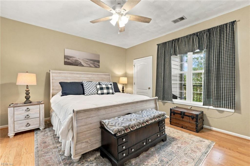 Photo 14 of 40 residential for sale in Virginia Beach virginia