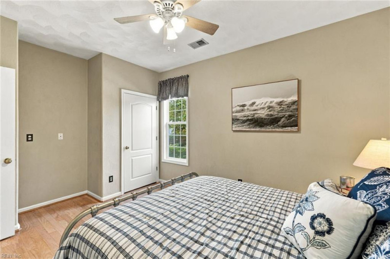Photo 25 of 40 residential for sale in Virginia Beach virginia