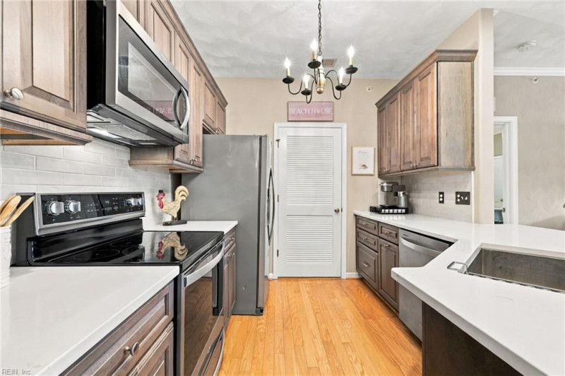 Photo 8 of 40 residential for sale in Virginia Beach virginia