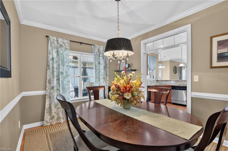 Photo 14 of 38 residential for sale in Hampton virginia
