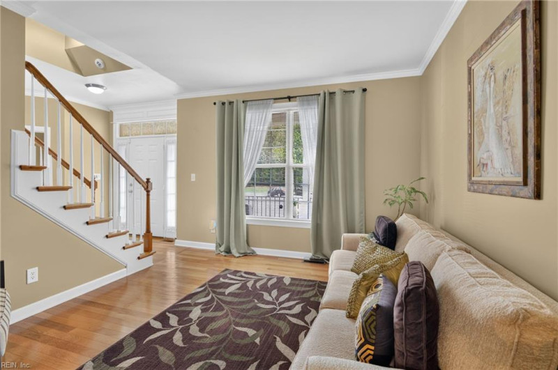 Photo 16 of 38 residential for sale in Hampton virginia