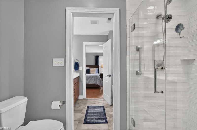 Photo 25 of 38 residential for sale in Hampton virginia