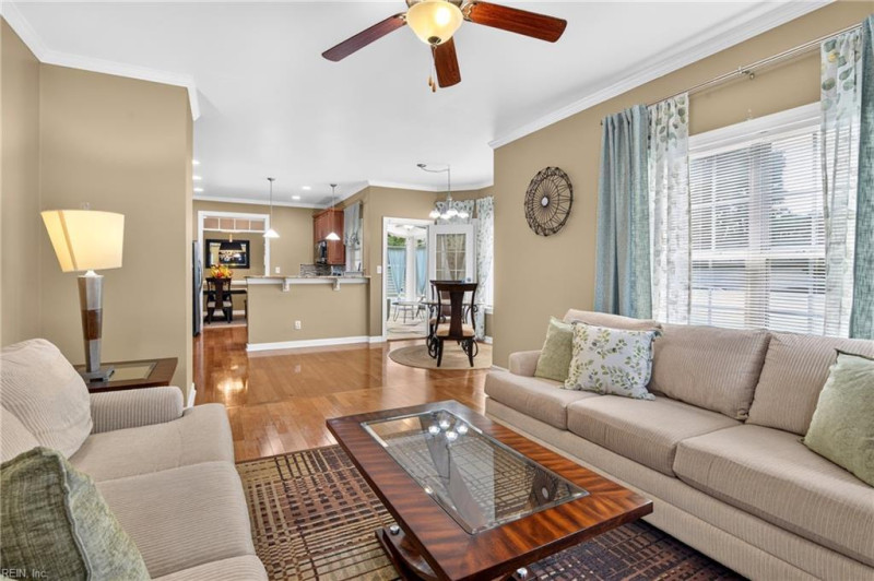 Photo 3 of 38 residential for sale in Hampton virginia