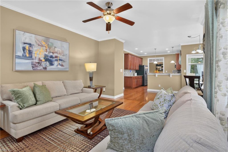 Photo 5 of 38 residential for sale in Hampton virginia