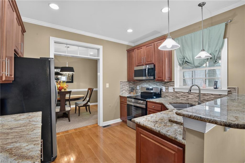 Photo 8 of 38 residential for sale in Hampton virginia