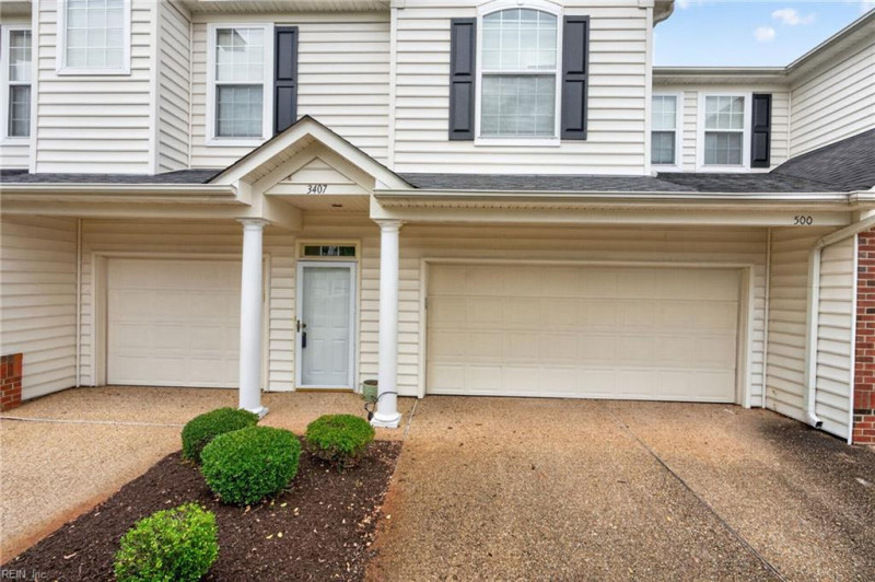 Photo 2 of 31 residential for sale in Virginia Beach virginia
