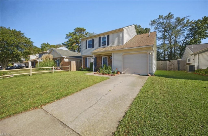 Photo 3 of 28 residential for sale in Virginia Beach virginia