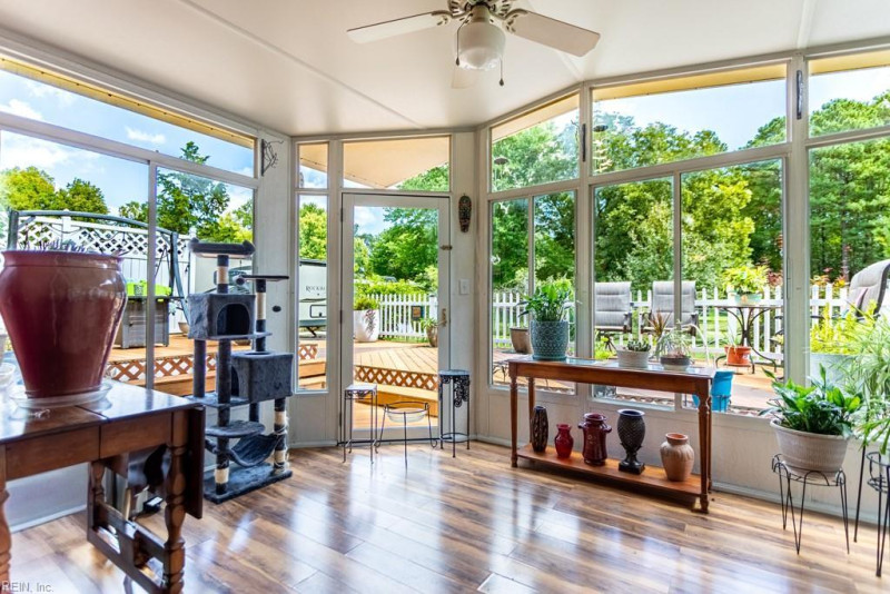 Photo 11 of 44 residential for sale in Newport News virginia