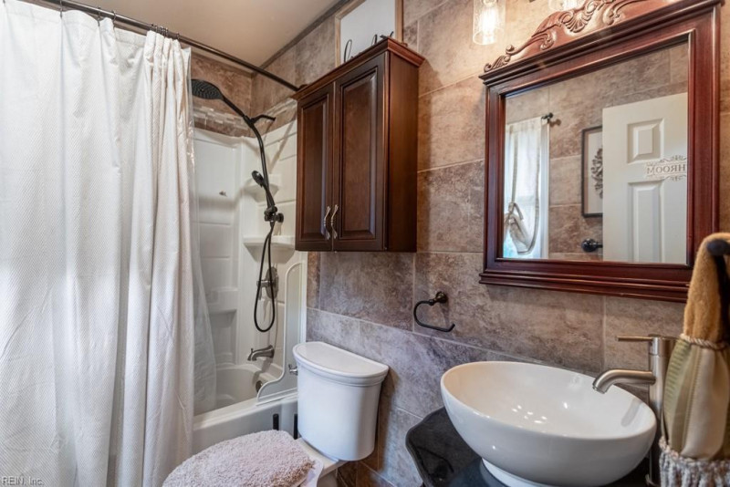 Photo 29 of 44 residential for sale in Newport News virginia