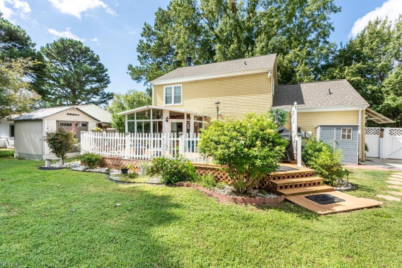 Photo 30 of 44 residential for sale in Newport News virginia