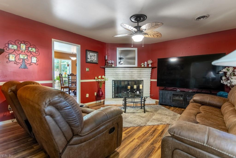 Photo 5 of 44 residential for sale in Newport News virginia