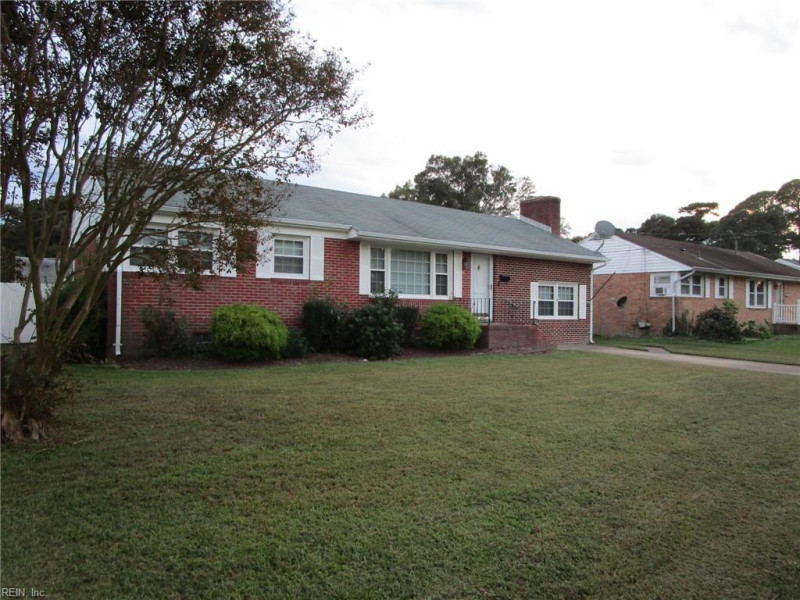 Photo 1 of 22 residential for sale in Hampton virginia