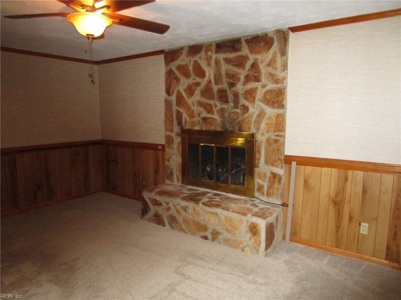 Photo 19 of 22 residential for sale in Hampton virginia