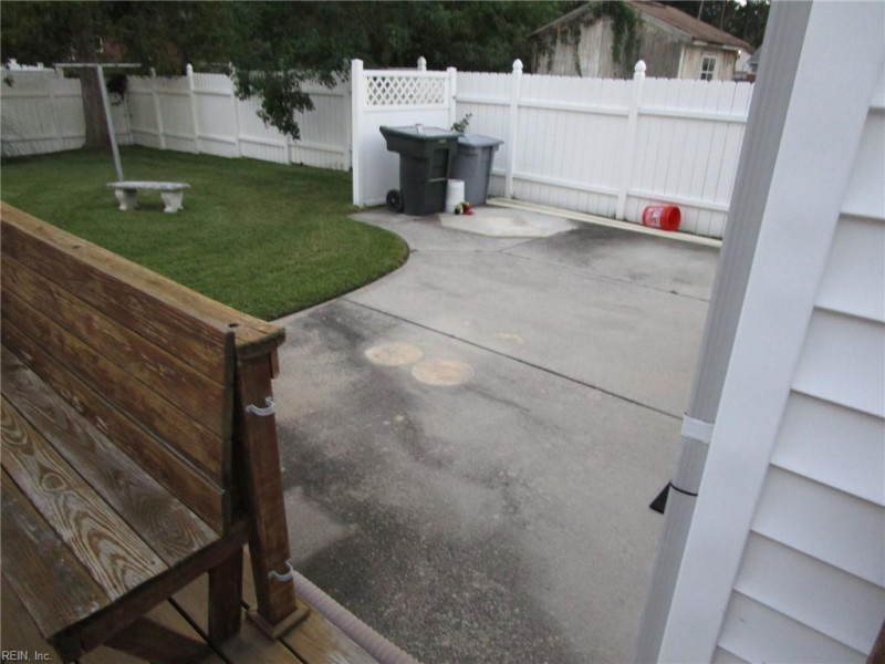 Photo 6 of 22 residential for sale in Hampton virginia