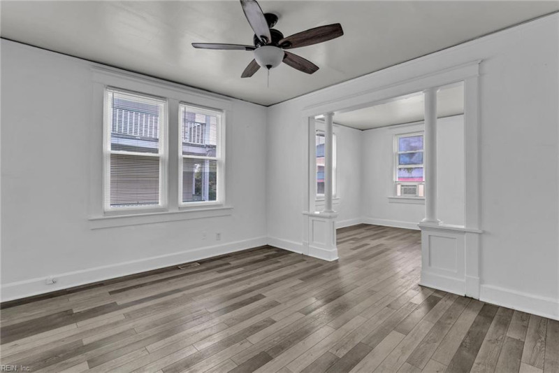 Photo 10 of 44 residential for sale in Norfolk virginia