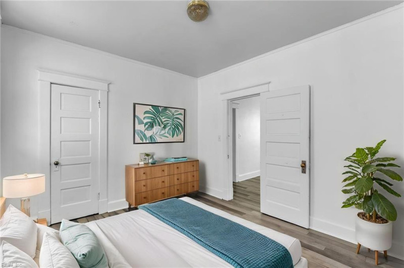 Photo 18 of 44 residential for sale in Norfolk virginia