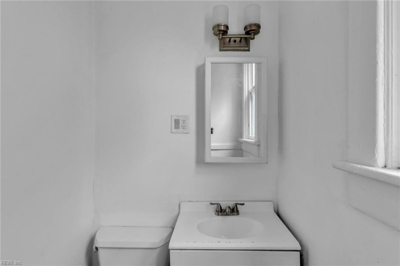 Photo 24 of 44 residential for sale in Norfolk virginia
