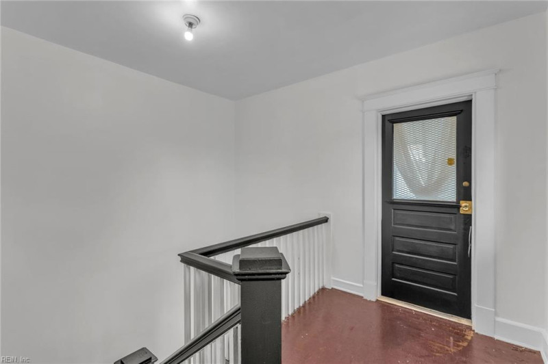 Photo 25 of 44 residential for sale in Norfolk virginia