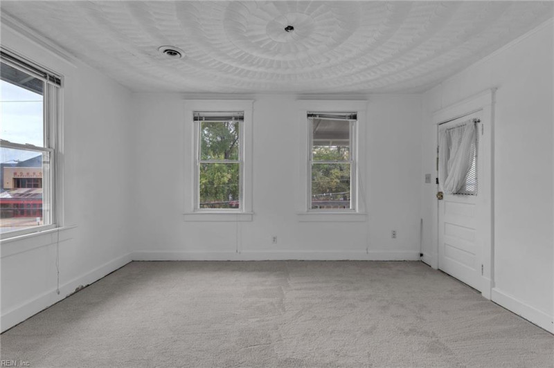 Photo 29 of 44 residential for sale in Norfolk virginia