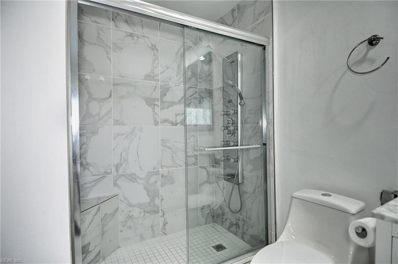 Photo 23 of 41 residential for sale in Virginia Beach virginia