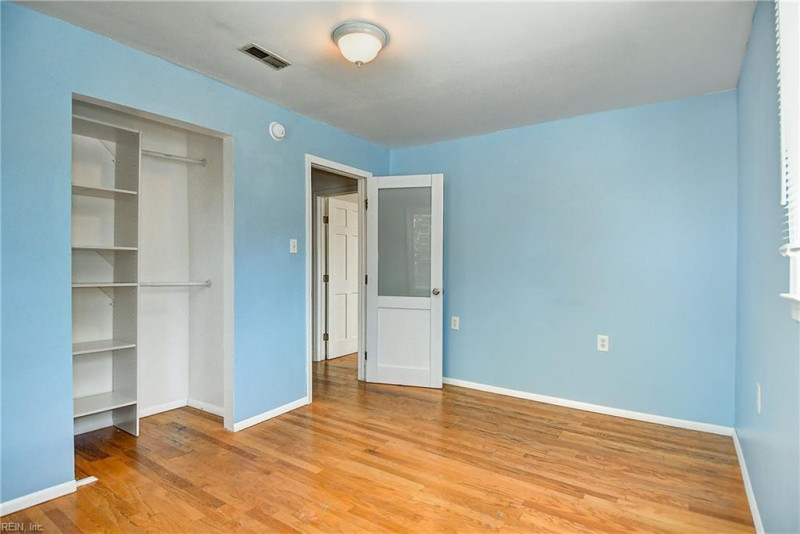 Photo 29 of 41 residential for sale in Virginia Beach virginia