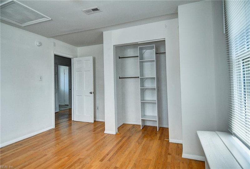 Photo 33 of 41 residential for sale in Virginia Beach virginia