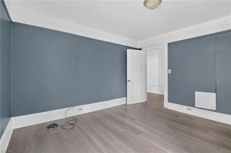 Photo 30 of 40 residential for sale in Newport News virginia