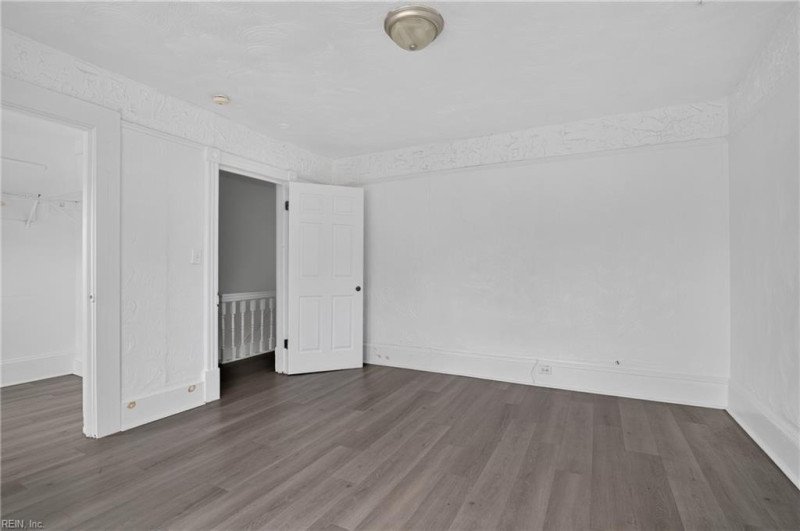 Photo 36 of 40 residential for sale in Newport News virginia