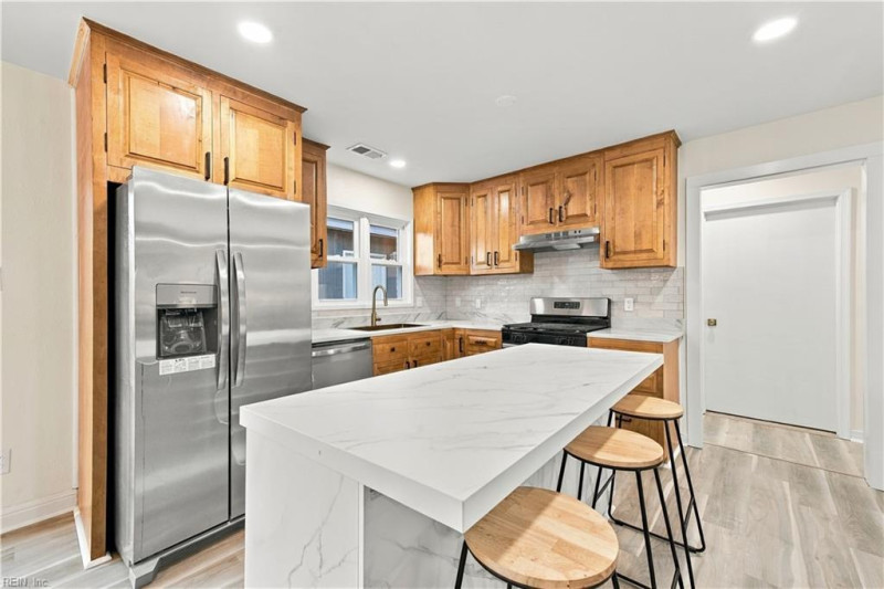 Photo 8 of 36 residential for sale in Virginia Beach virginia Photo 8 of 36 residential for sale in Virginia Beach virginia