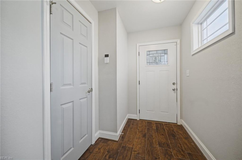 Photo 2 of 31 residential for sale in Norfolk virginia Photo 2 of 31 residential for sale in Norfolk virginia
