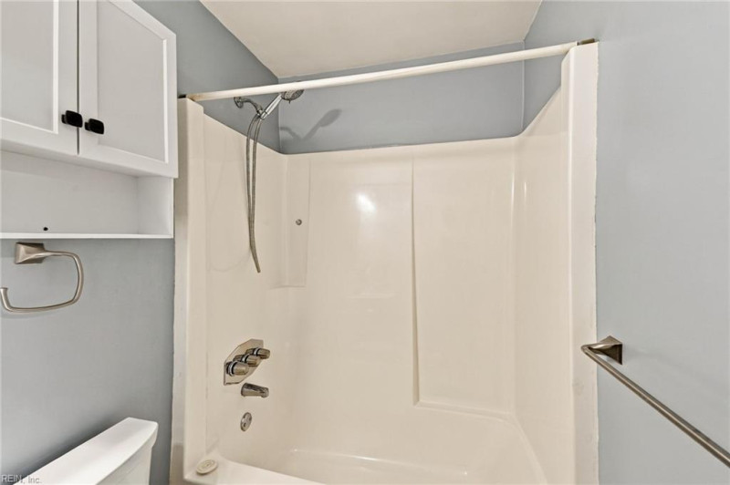 Photo 16 of 47 residential for sale in Chesapeake virginia Photo 16 of 47 residential for sale in Chesapeake virginia